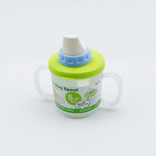 婴儿塑料奶瓶绿色